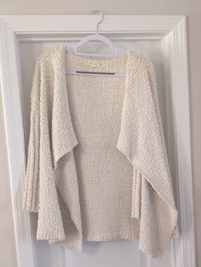 Cozy Open-Front Bouclé Cardigan Sweater - Cream
